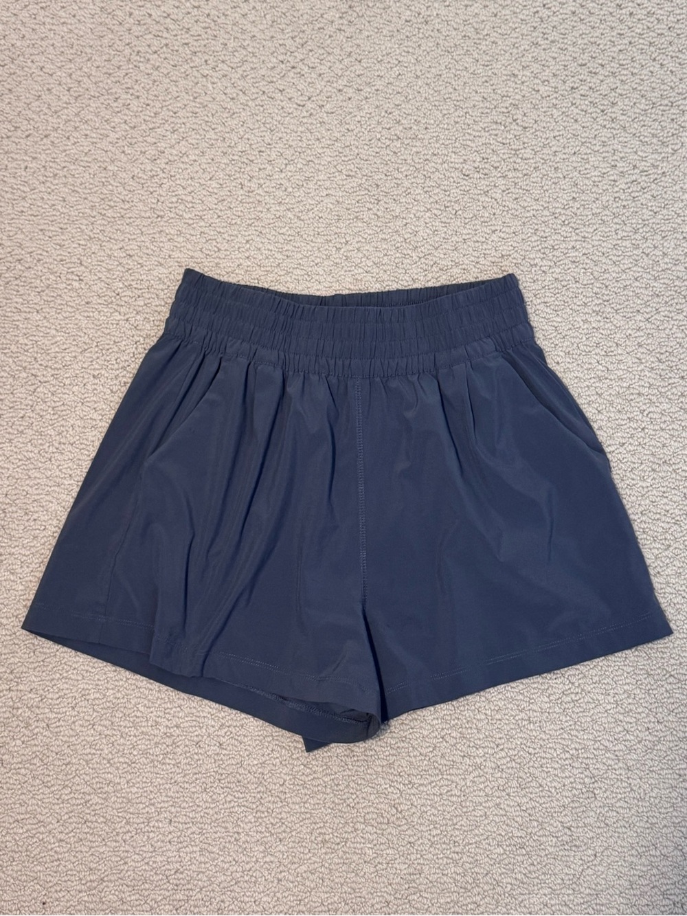 Vuori Athletic Shorts - Size Small in Azure